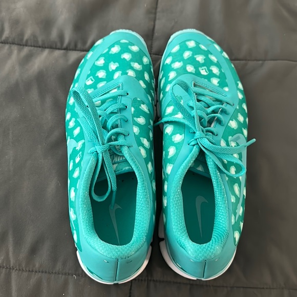 Nike Free 5.0 (size 9.5) - Picture 1 of 3